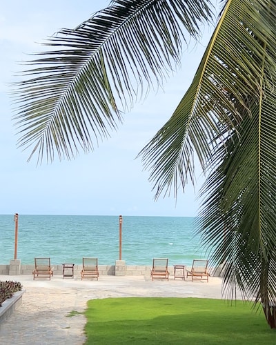 SUNSHINE BEACH RESORT