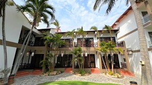 Front of property - SUNSHINE BEACH RESORT (Phan Thiet)