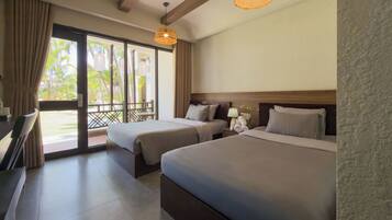 Superior Double or Twin Room, Balcony, Garden View | In-room safe, desk, blackout curtains, soundproofing