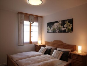 2 Schlafzimmer, Internetzugang