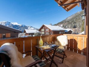 Outdoor dining - Waldbort - Grathoren by Interhome (Lauterbrunnen)