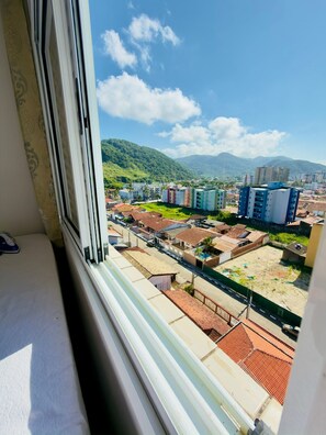 Interior - Apartment facing the sea - pool - hammock - beach view (Mongaguá)