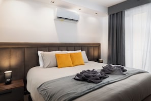 Apartment, 1 Double Bed with Sofa bed, Private Bathroom, City View
