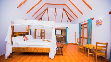 9 bedrooms, WiFi, bed sheets, wheelchair access