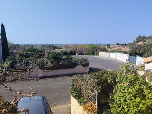 Property grounds - Vrbo Property (Portiragnes)