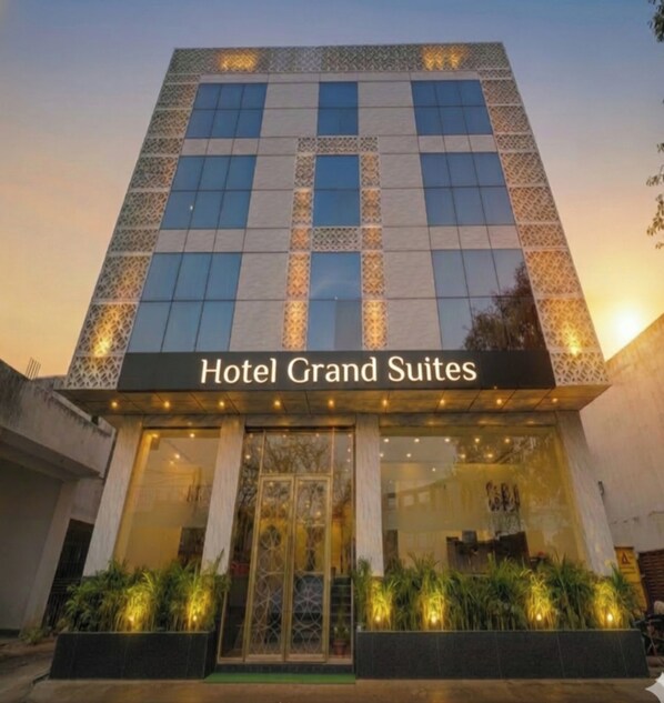 Front of property - Hotel Grand Suites -Delhi Airport  (New Delhi)