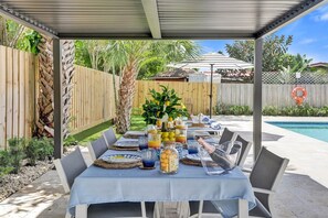 Outdoor dining - Heated pool-6min2Beach-Dream patio-Pergola-Golf (Fort Lauderdale)