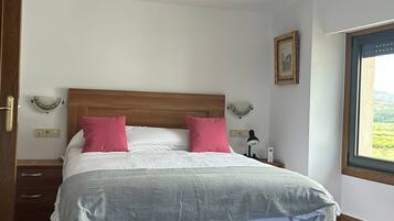 Wifi gratis y ropa de cama