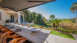 Unclassified image, 4 of 23, button - Exceptional villa with sea view – Sainte-Maxime (SAINTE MAXIME)