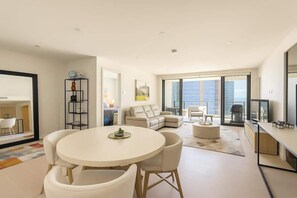Interior - Palm Beach 2BR Ocean View Escape (Palm Beach)