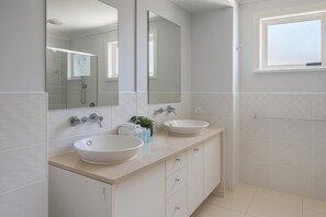 Ducha, secador de pelo