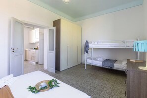 Room - Italian Experience- Azzurro Apartment (Porto Recanati)