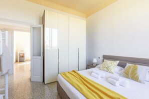 Room - Italian Experience- Nocciola Apartment (Porto Recanati)