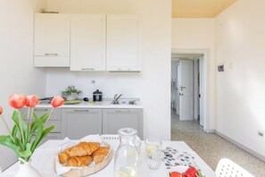 Dining - Italian Experience- Nocciola Apartment (Porto Recanati)