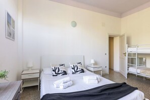 Room - Italian Experience- Melanzana Apartment (Porto Recanati)