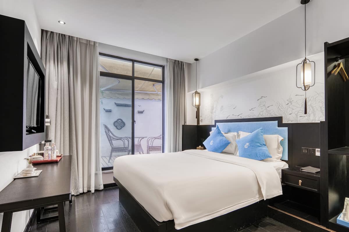 Comfort Double Room, City View