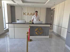 Lobby - Kaara Dehradun (Dehradun)