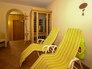 Spa - Beautiful apartment near the ski bus to Sölden (Huben)