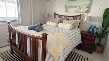 3 bedrooms, iron/ironing board, travel crib, free WiFi