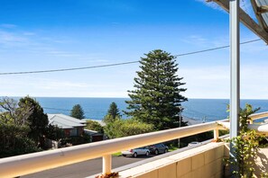 Property grounds - Oceanview 3-Bedroom Apartment in Kiama (Kiama)