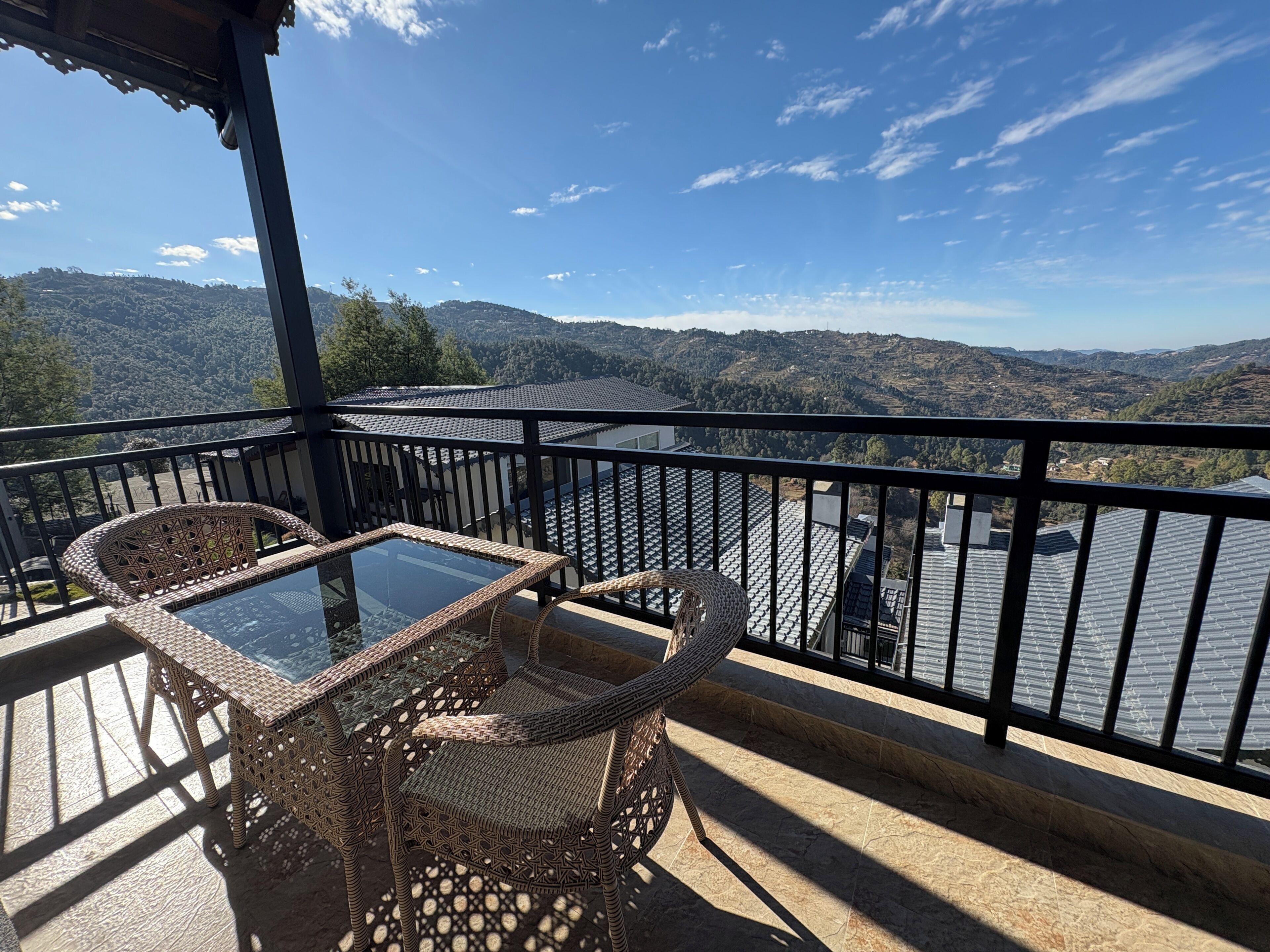 Family Cottage | Outdoor dining