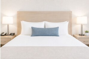 Classic Room - Clarendon Suites (Toronto)