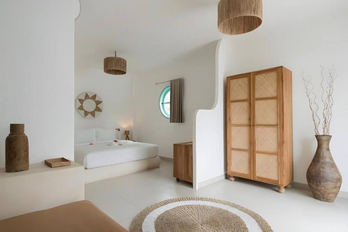 Deluxe Double Room | In-room safe, soundproofing, iron/ironing board, free WiFi