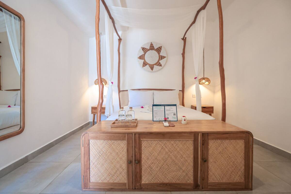 Classic Room No View | Minibar, in-room safe, soundproofing, iron/ironing board (on request)