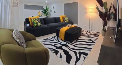 Spacious 4BR Family Haven Near Gold Coast Theme Parks