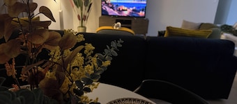 Spacious 4BR Family Haven Near Gold Coast Theme Parks