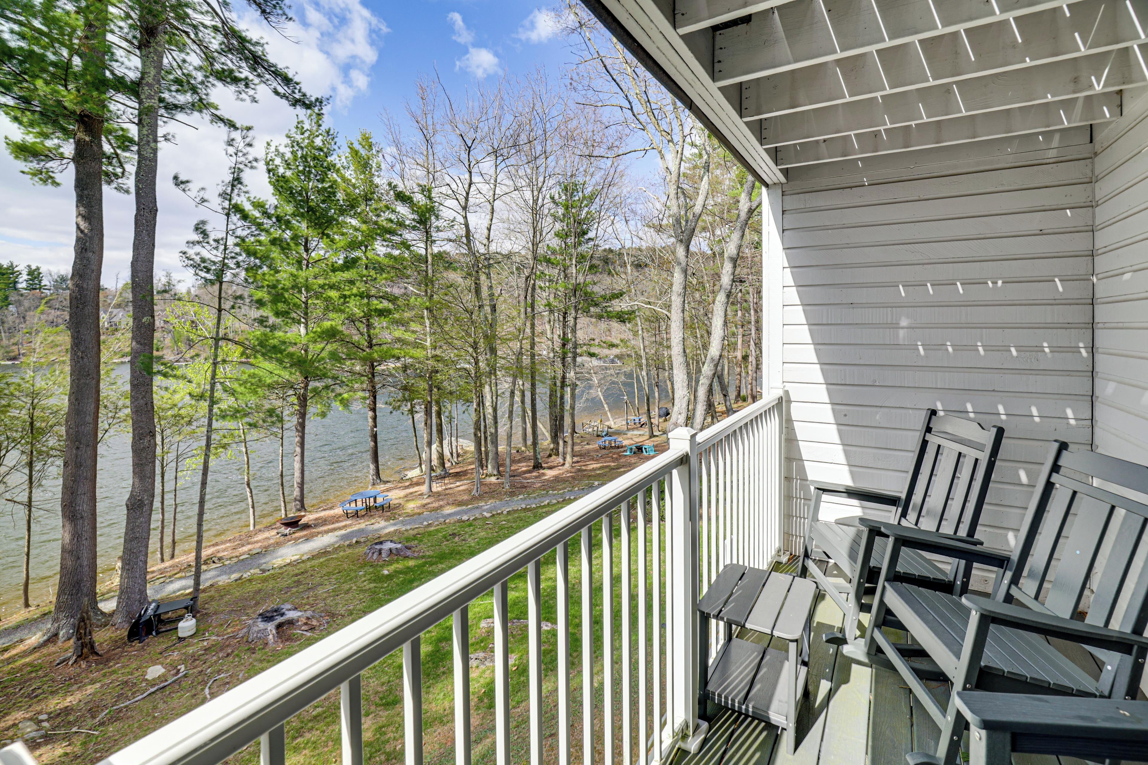 Apartment (2 Bedrooms) | Front of property