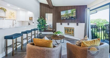 Modern Lake Geneva Condo With Pool and Patio
