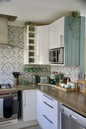 Microwave, oven, stovetop, dishwasher