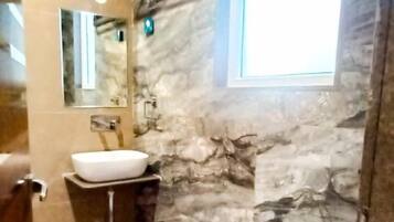 Quarto superior | Banheiro