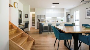 Dining - Limni Daylesford - A modern lakeside escape (Daylesford)