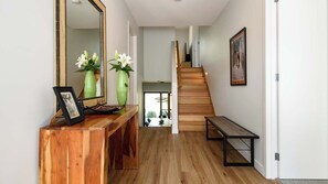 Interior - Limni Daylesford - A modern lakeside escape (Daylesford)