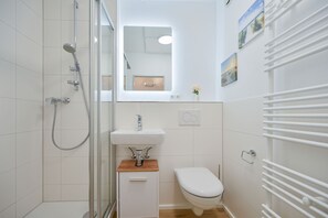 Bathroom - Vrbo Property (Kellenhusen)