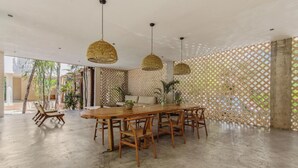 Ảnh chưa phân loại, 4 trong số 29 ảnh, nút