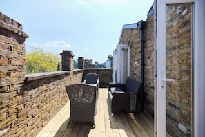 Terrace/patio - The Eaves on Santos Road (London)