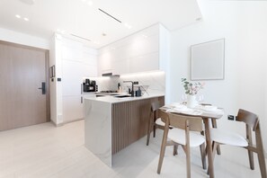 Dining - Free housekeeping visits during your stay - StayShort - JVC Apartment Sleeps 4 with Pool View! (JVC)