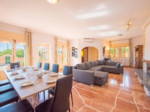 Interior - Villa Cronos - PlusHolidays by Interhome (Calpe/Calp)
