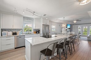 Coffee/tea maker, fridge, microwave, oven - Canal Front, Bay Breeze Bungalow by SeaBreeze Vacation (Anna Maria)