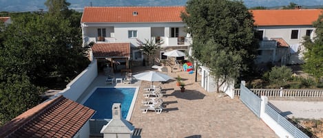Familienhaus, Mehrere Schlafzimmer, 2 Bäder (Pool House Ivana) | Aussenbereich