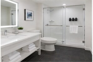 Classic Room | Bathroom - The Ashbury Suites (Toronto)