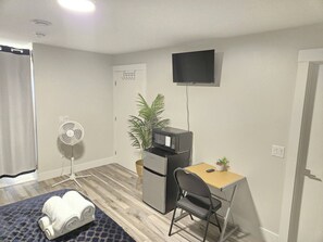 Acceso a internet, ropa de cama y acceso para silla de ruedas 