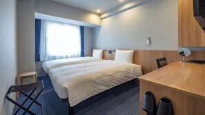 Laptop workspace, blackout curtains, free WiFi - Toyoko Inn Tsukuba-eki (Tsukuba City)