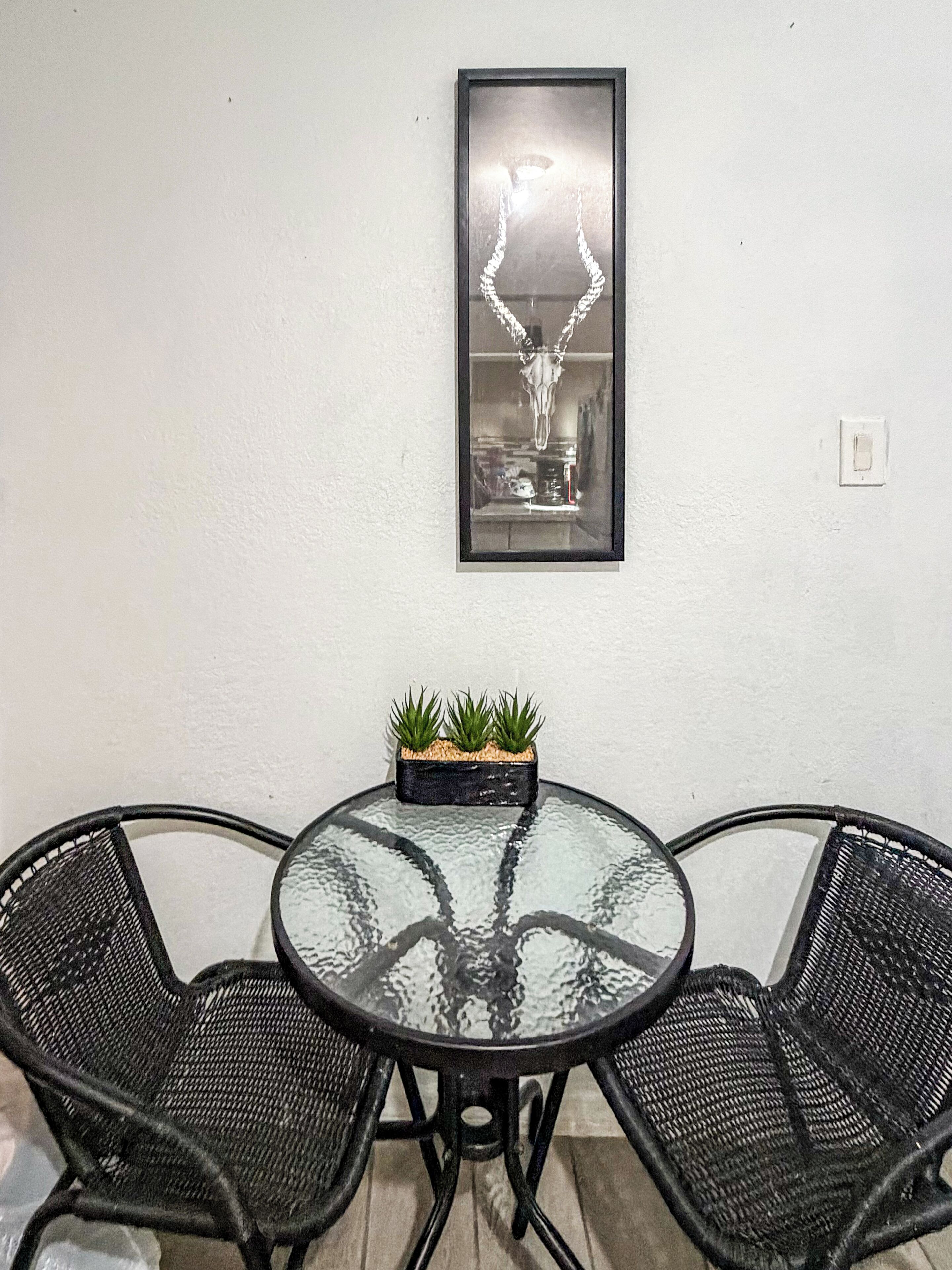 Apartment | Dining