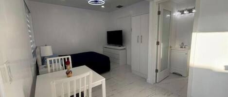 1 bedroom, WiFi
