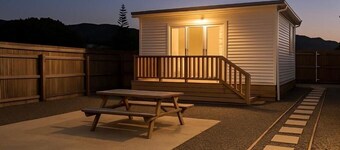 Cosy Studio Retreat in Porirua. perfect for a peaceful getaway or business trip.