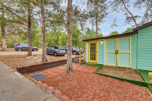 Lakefront Keystone Heights Studio w/ Dock Access